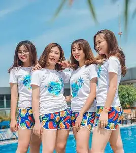 Home 9 dong phuc nhom – Qiuni™